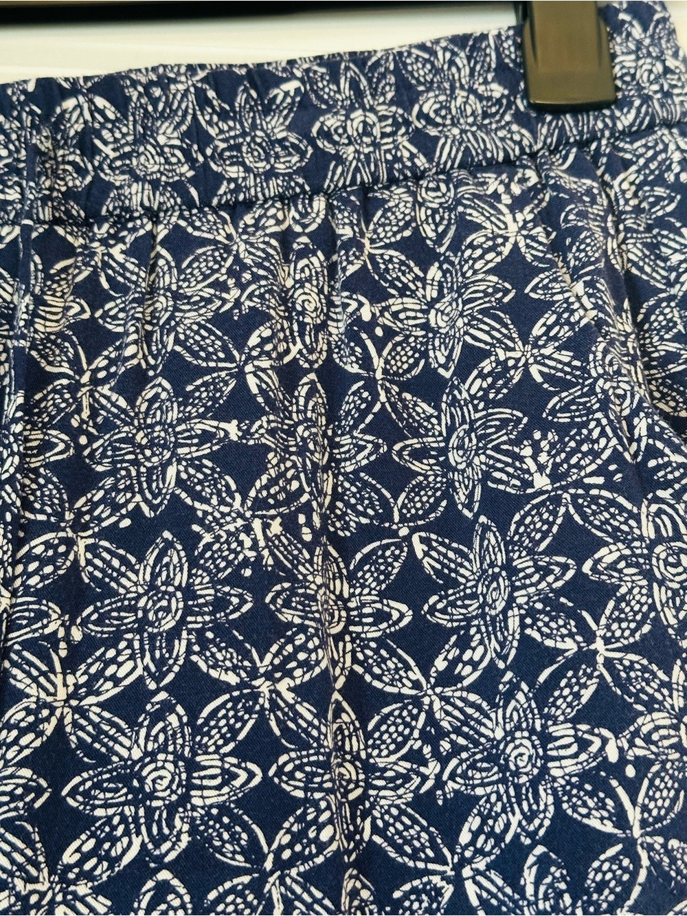 HATLEY Pant Blue White Floral Elasticized Waist Tassels Pockets Like New Sz M - Picture 7 of 8